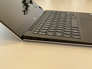 Dell XPS 9360 13 дюймов (2 фото из 8)