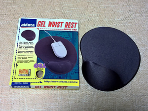 Gel Mouse Pad + Gel Keyboard Pad (2 foto / 3)