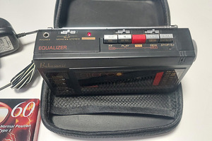AM/FM Stereo Radio Cassette Recorder (3 foto / 8)