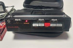 AM/FM Stereo Radio Cassette Recorder (5 foto / 8)