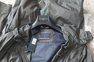 TOMMY HILFIGER Parka Rain Coat Packable Parka Dark Green 52 (1 foto / 10)
