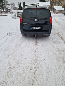 Peugeot 5008 (4 foto / 7)