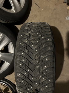 BMW veljed Style 327 225/55/17 Hakkapeliitta 8 E60 F10 (3 foto / 4)