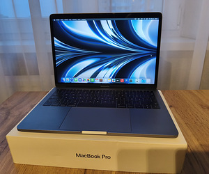 Apple MacBook Pro (13.3, i5/8GB/128GB, 2017) (1 foto / 7)
