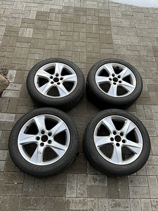 Honda 17" 5x114.3 veljed+ korralikud suverehvid (1 foto / 9)