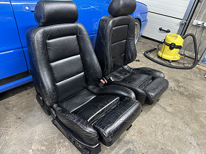 Audi S8 Recaro istmed (1 foto / 2)