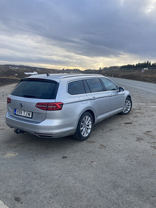 Volkswagen Passat 2.0 140kw (3 foto / 9)