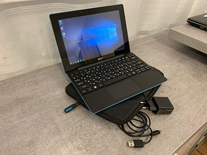 Acer Aspire Switch 10E ноутбук планшет 2-в-1 (1 фото из 3)