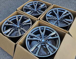 Диски R20 5x120 BMW x5 x6 uus f15 f16 e70 e71 (4 фото из 5)