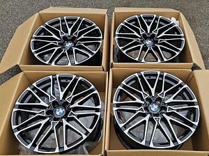 R20 veljed 5x120 BMW x5 x6 M style f15 f16 e70 71 + rehvid