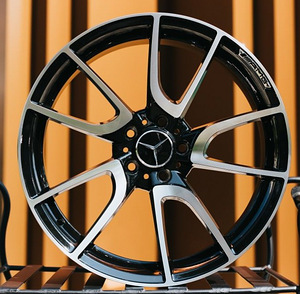 Veljed r18 MB5 x112 AMG Vito Viano V C E S jne Replica (1 foto / 3)
