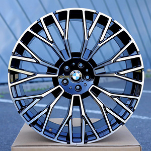 Диски R21 5x112 R21 veljed 5x112 BMW G05 G06 x5 x6 uued (3 фото из 4)