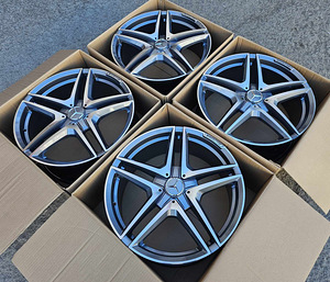 R20 veljed 5x112 MB AMG E S V GL GLE ML R Vito (5 foto / 5)