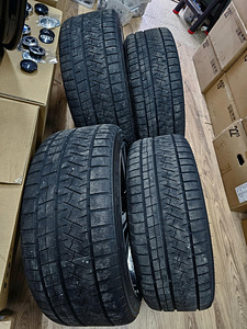 Veljed r20 5x120 BMW 500/600/ 700 mudelile m style uued (2 foto / 3)