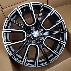 Новые диски R19 5x112 для моделей BMW серии G 500/700 (2 фото из 3)