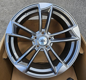 Новые диски R18 5x112 Audi Vw Seat Skoda (1 фото из 1)