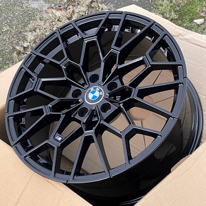 R20 диски 5x120 для BMW f10 f11 f02 f01 и т.д. разные ширины (3 фото из 4)