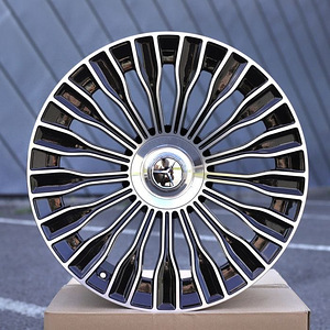 R20 Mercedes 5x112 Erilaiad ET 8,5 ET32 ja 9,5 ET38 - uued (1 foto / 1)
