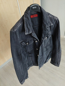 Мужская джинсовая куртка HUGO BOSS размер M