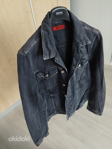 Мужская джинсовая куртка HUGO BOSS размер M (фото #1)