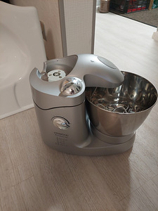 Kenwood köögikombain (1 foto / 2)