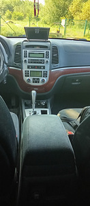 Hyundai Santa Fe 2,7 LPG 139kw 2008 (12 foto / 14)