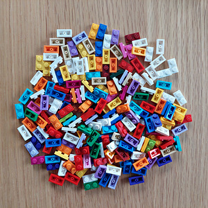 Lego 1x2 plaatide komplekt - 200tk (1 foto / 4)