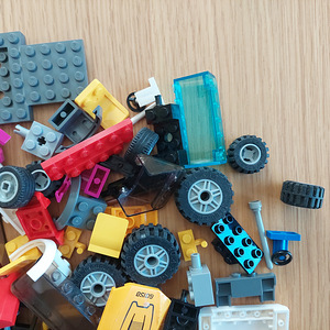 Lego auto ehitamise stardikomplekt (4 foto / 4)