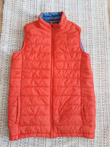Tchibo vatiiniga vest, s.158-164 (1 foto / 2)
