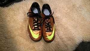 Nike jalgpallijalatsid,s.33 (2 foto / 3)