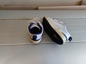 Nike кожаные кроссовки, 21 (3 фото из 3)