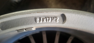 Продам диски vag r17 (3 фото из 3)
