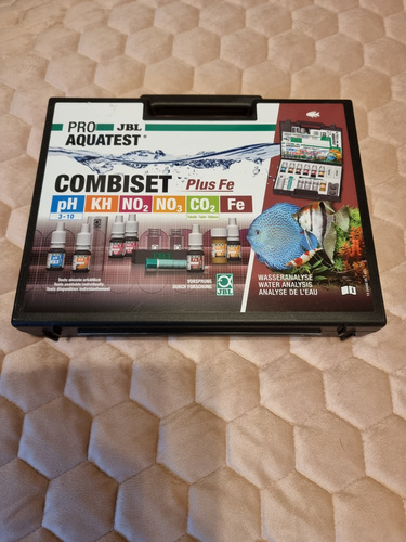 Akvaariumi AQUATEST
