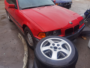 Продается BMW 325ia купе. (1 фото из 5)