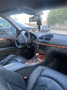 МБ E320d для продажи (5 фото из 6)