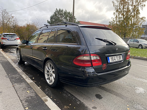 MB e270 w211 на продажу (2 фото из 5)