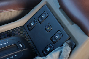 ПРОДАЕТСЯ LAND ROVER DISCOVERY II (11 фото из 15)