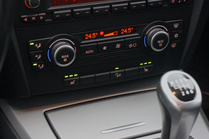 Müüa BMW 325ix manuaal e91 (11 foto / 11)