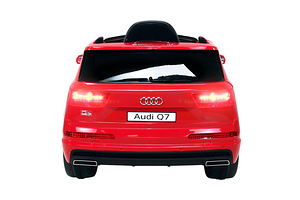 Uus laste elektriauto Audi Q7 (2 foto / 7)