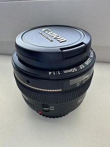 CANON EF 50MM F/1.4 USM (1 foto / 1)