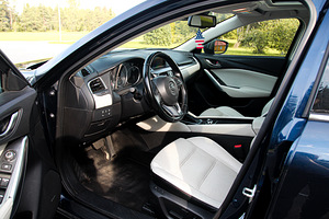 Mazda 6 AWD 2.2 R4 129kW (9 foto / 15)