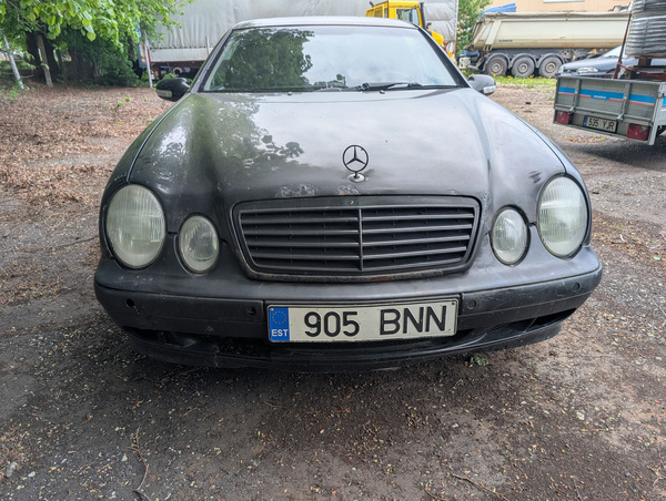 Mercedez-Benz CLK230 W208 145kw 2003a