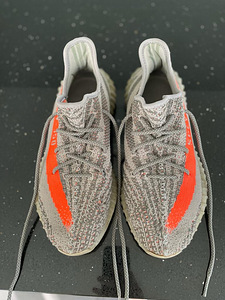 Yeezy SPLY-350 (3 foto / 3)
