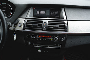 BMW X5 X-DRIVE (3 foto / 14)