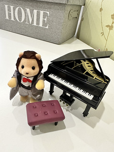Sylvian Families Lion (1 foto / 4)