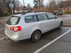 VW Passat B6 (4 foto / 15)