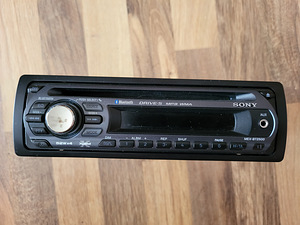 SONY MEX-BT2500 (2 foto / 3)