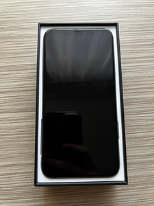 iPhone 11 Pro Max 64GB (2 foto / 2)