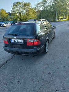 Автомобиль сааб (5 фото из 7)