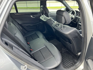 Mercedes-Benz E220 125kw (9 фото из 9)